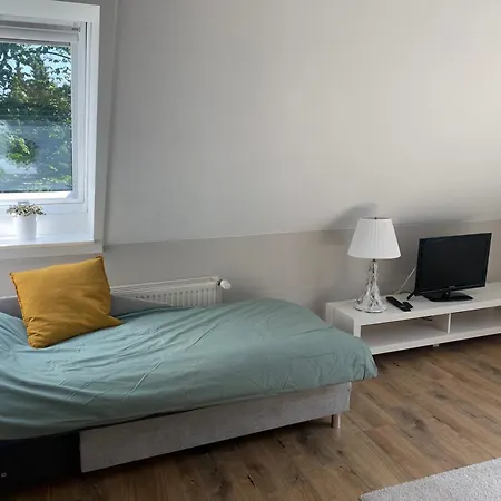 Apartment Sonniges Stadt-apartment In Ruhiger Parklage *